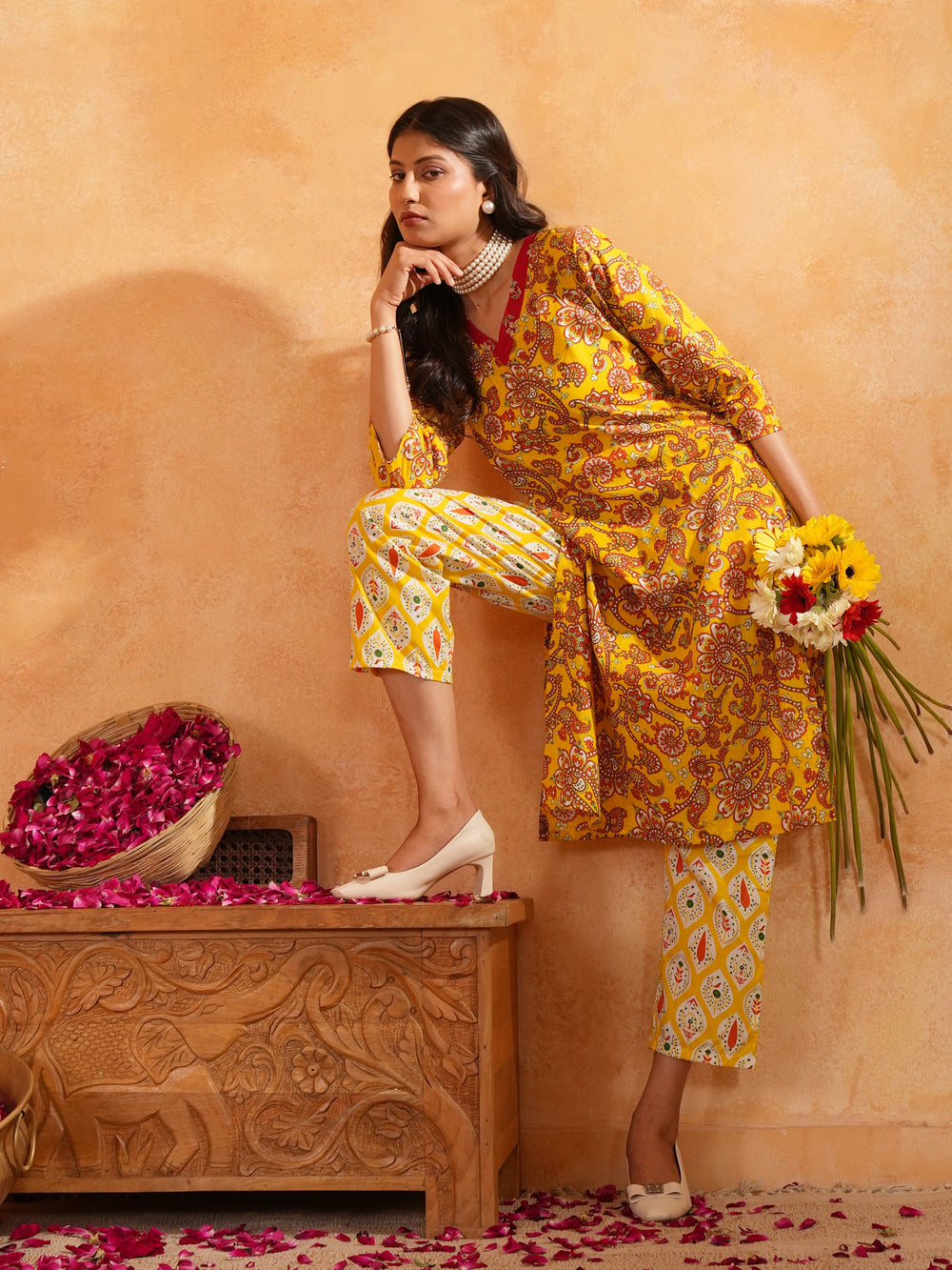 Women's Mustard Floral Print V- Neck Cotton Straight Kurta with Pant Set
