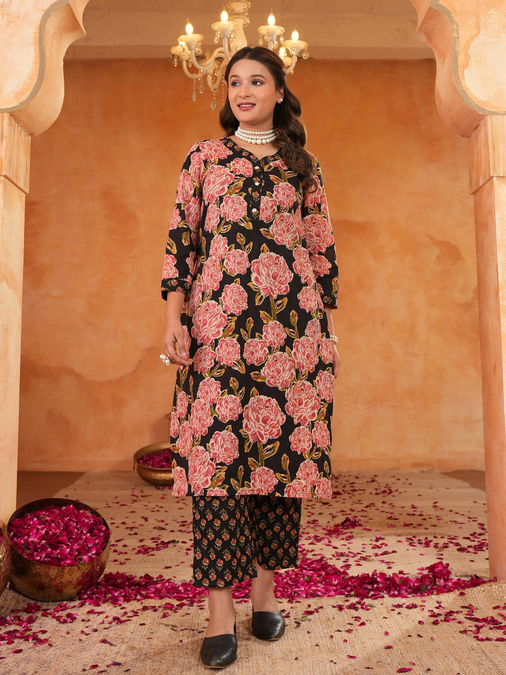 Women's Black Floral Print Cotton V-Neck Straight Kurta with Pant Set
