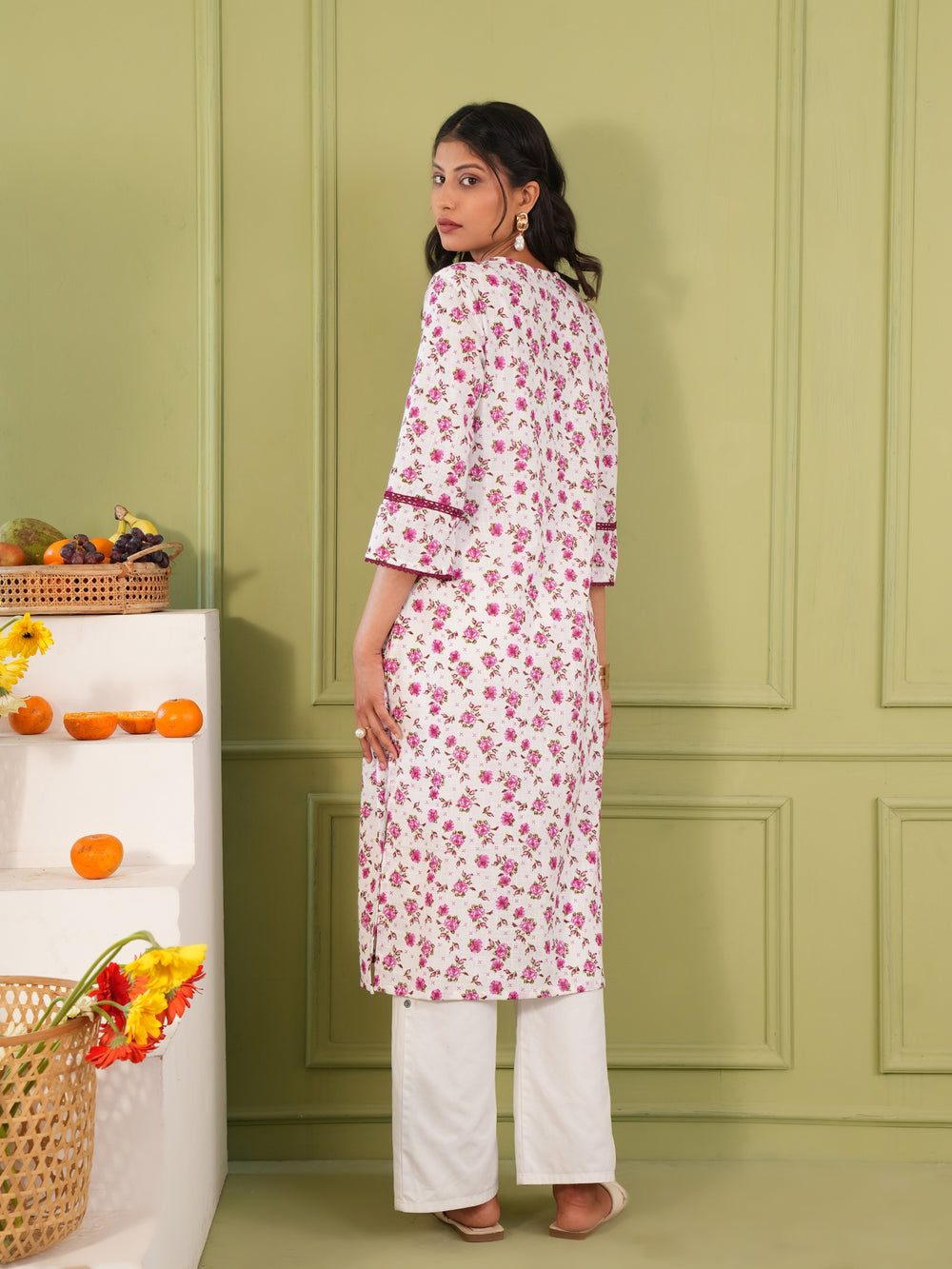 Women's Pure Cotton Floral Print Regular Fit Kurta