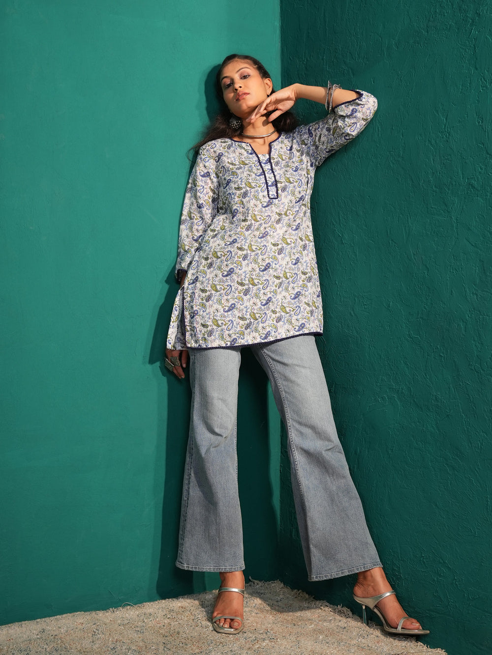 Women's Regular Fit Cotton Paisley Print Sweetheart Neck Ethnic Tunic
